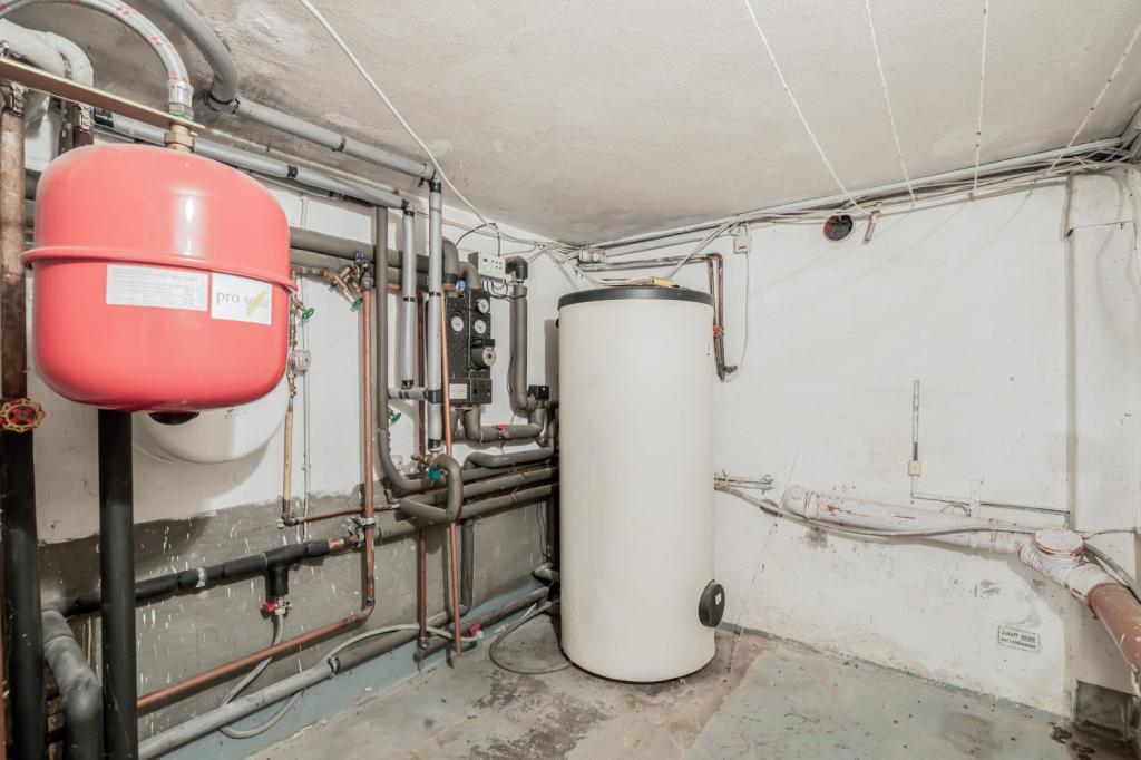 Heizungsraum im Keller