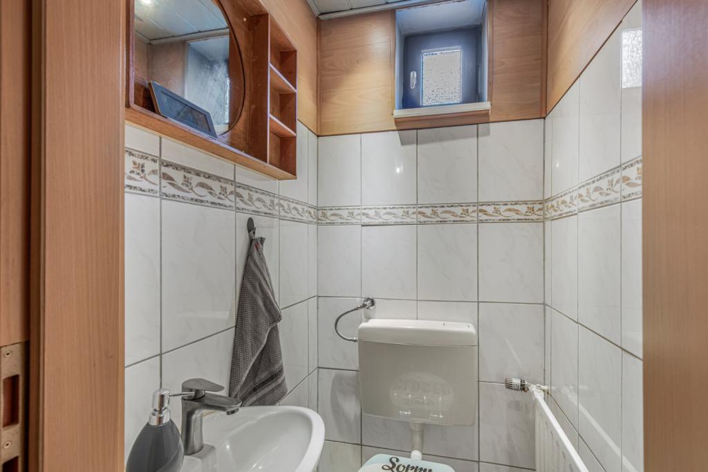 Gäste-WC im Erdgeschoss 