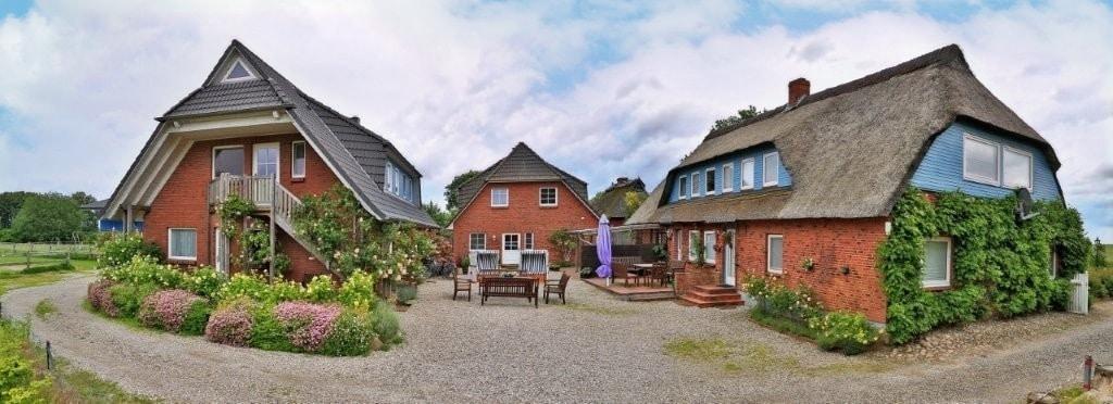 3 Wohnhäuser in Ostseenähe, Ansicht 1