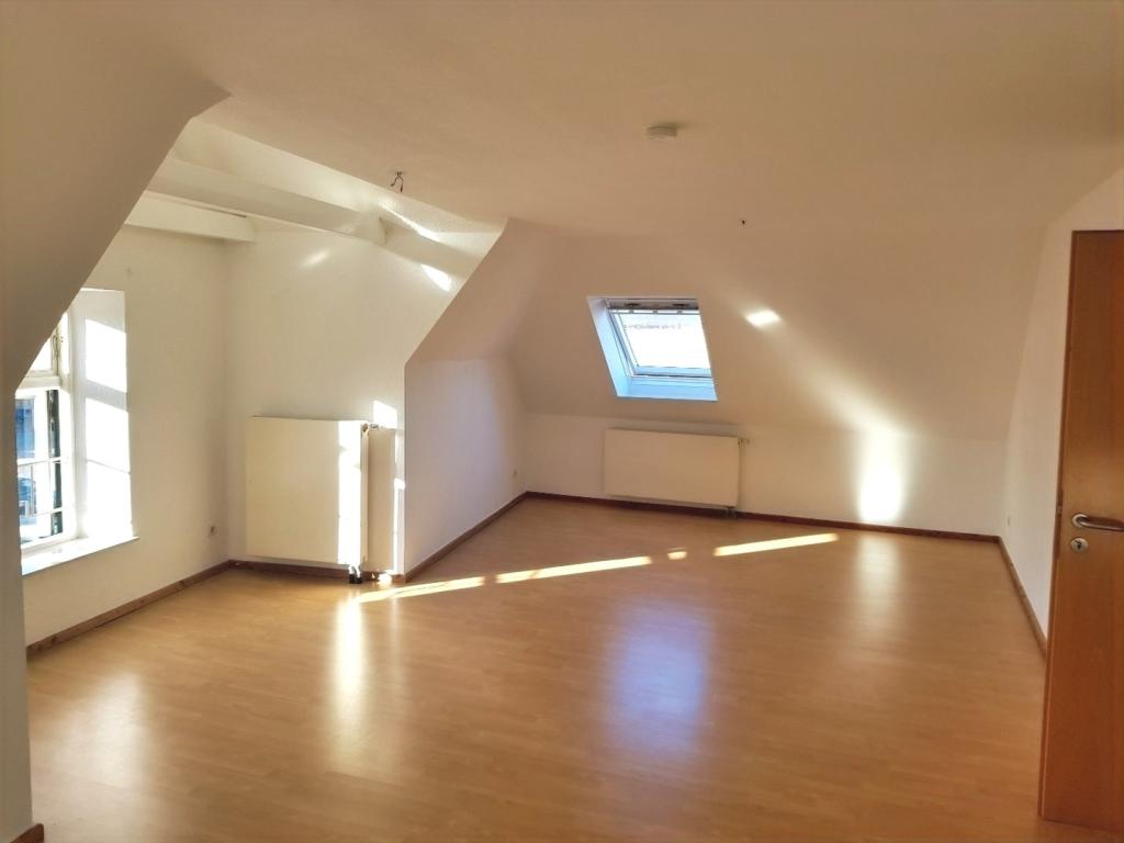 Charmante Dachgeschosswohnung in zentraler Lage von Tönning - Photo 2