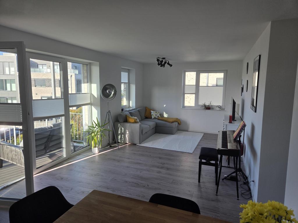 Geräumige, toll geschnittene Neubau-Wohnung im Obergeschoss! - Foto 1