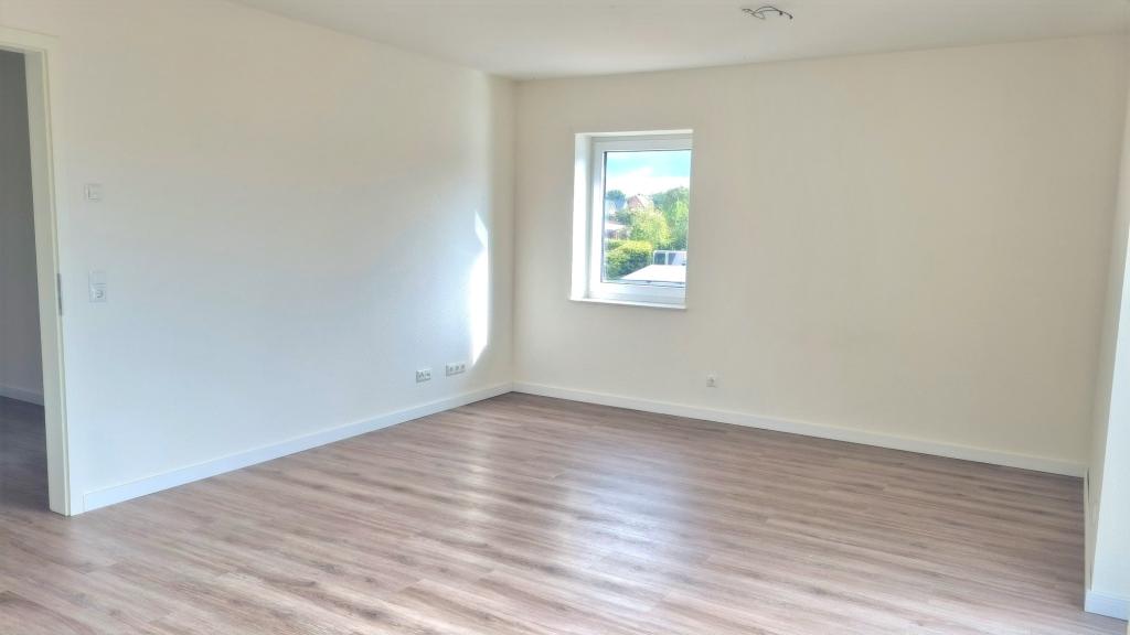 Schöne 3 Zimmer Wohnung im 2.OG - Foto 1