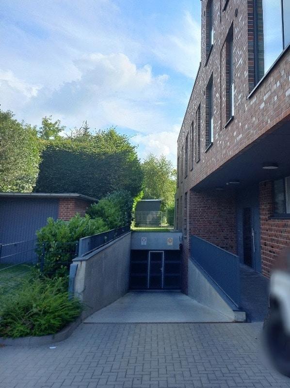 Zur Miete: 2-3 Zimmer Mietwohnungen mit Tiefgarage in Husum - Foto 1