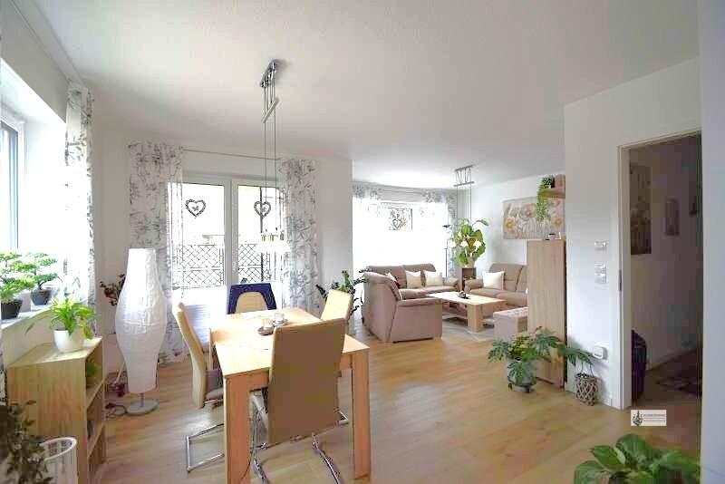 Neubau EG-Whg. links mit Terrasse und Garten Garage und 2 Abstellräumen + Luft-Wärme-Heizung - Photo 3