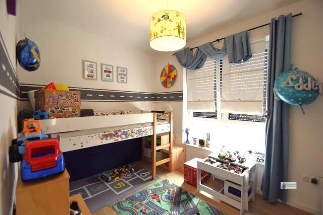 Schlafzimmer 2