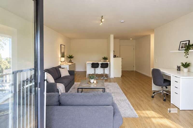 Hoch moderne EG Wohnung Neubau 1. Juli 2026 + Rollläden + Stellplatz ohne Küche mit Gartenteil - Photo 1