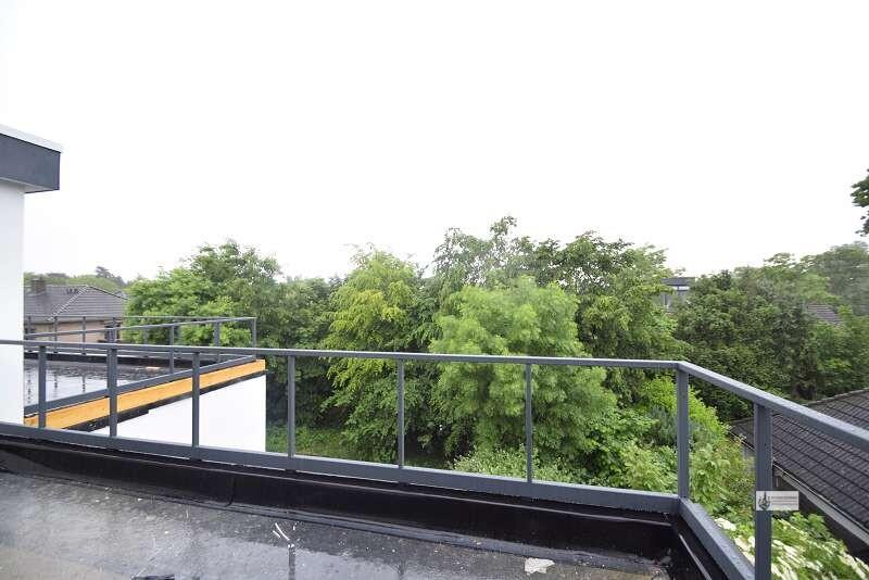 Penthouse - Wohnung Neubau 2 Zimmer zum 1.7. 2026 mit Rollläden + Stellplatz ohne Küche - Foto 4