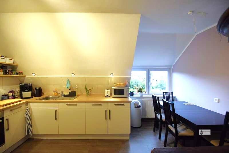 3,5 Zimmer OG - Wohnung im 5 Parteienhaus in ruhiger Lage mit Einbauküche und Stellplatz - Foto 3