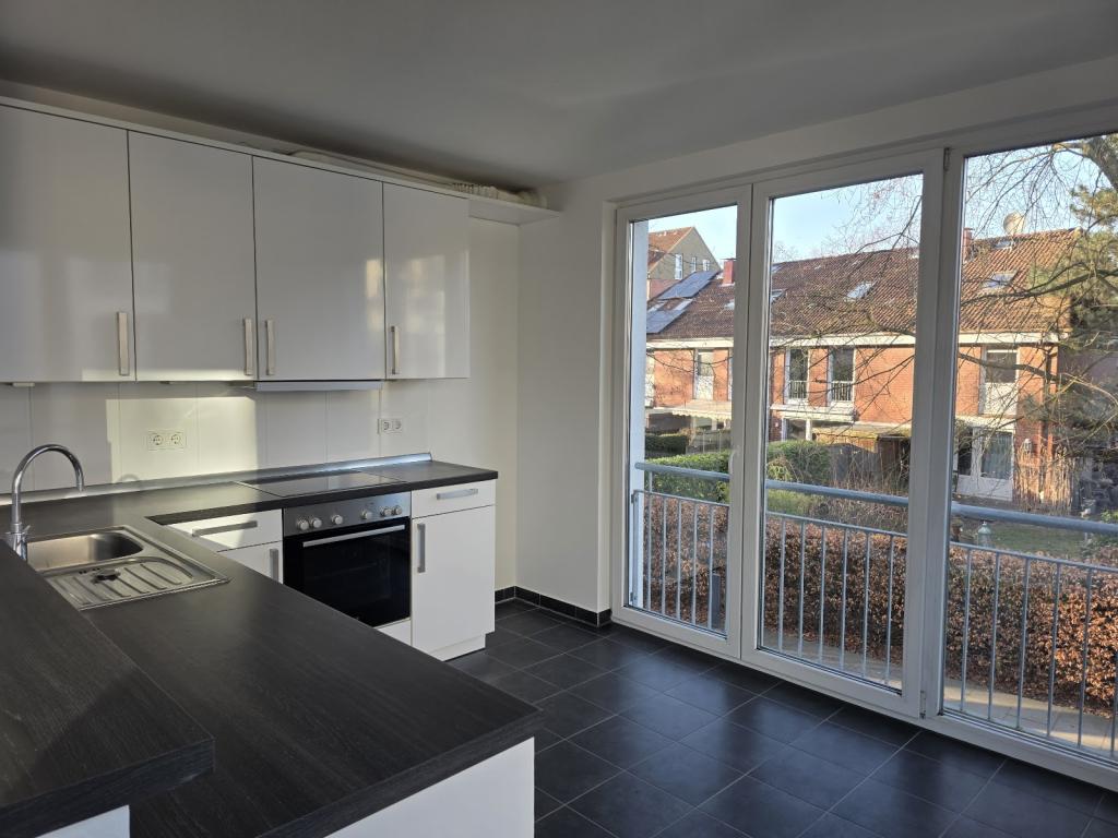 Schöne 4 Zimmer-Wohnung mit Balkon in gepflegter Anlage in Hamburg-Schnelsen aus 2013 - Photo 5