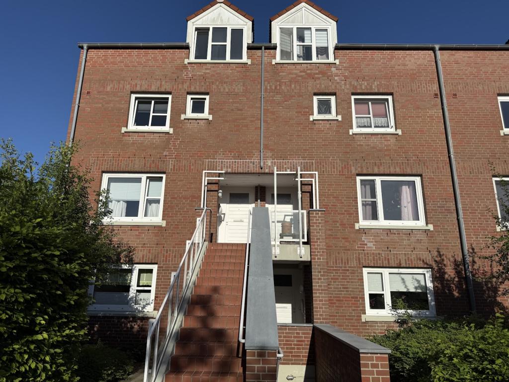 3-Zimmer Maisonette-Wohnung mit Balkon in Wedel - Photo 4