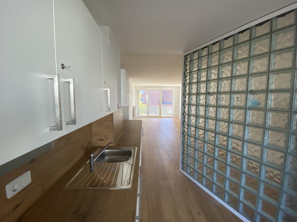 ++ NUR ! für STUDIERENDE++ : Uni nahes WG-Zimmer 1. OG, eigenes Bad - Photo 4