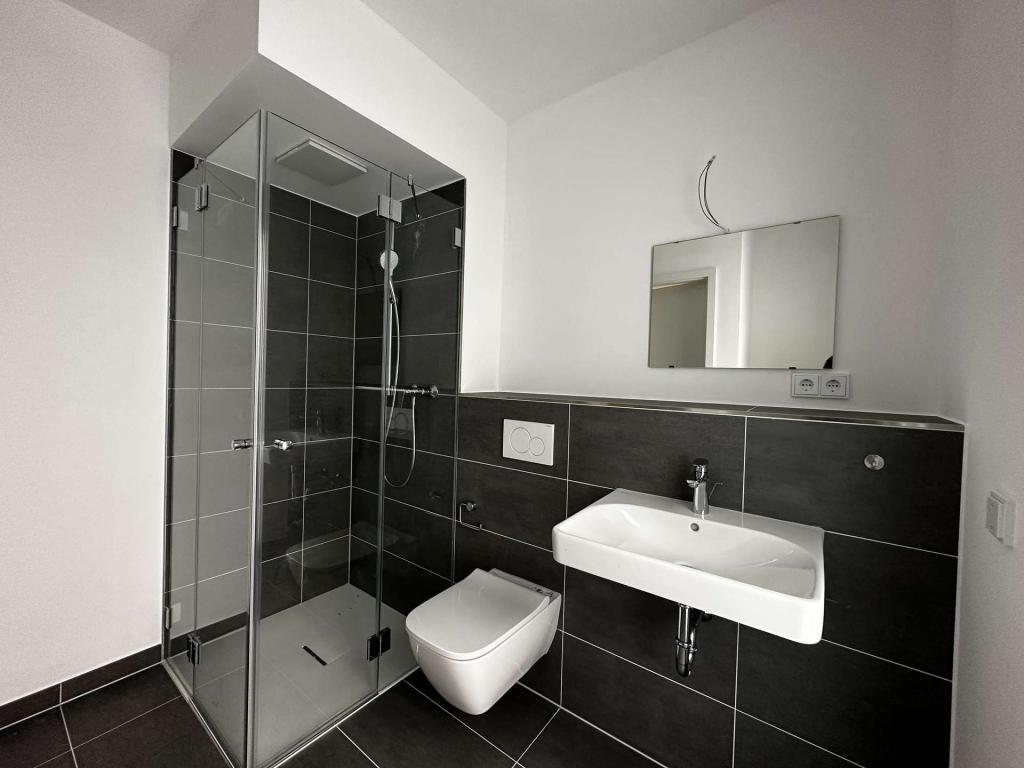 Moderne 3-Zimmer-Wohnung mit zwei Dachterrassen - Photo 5