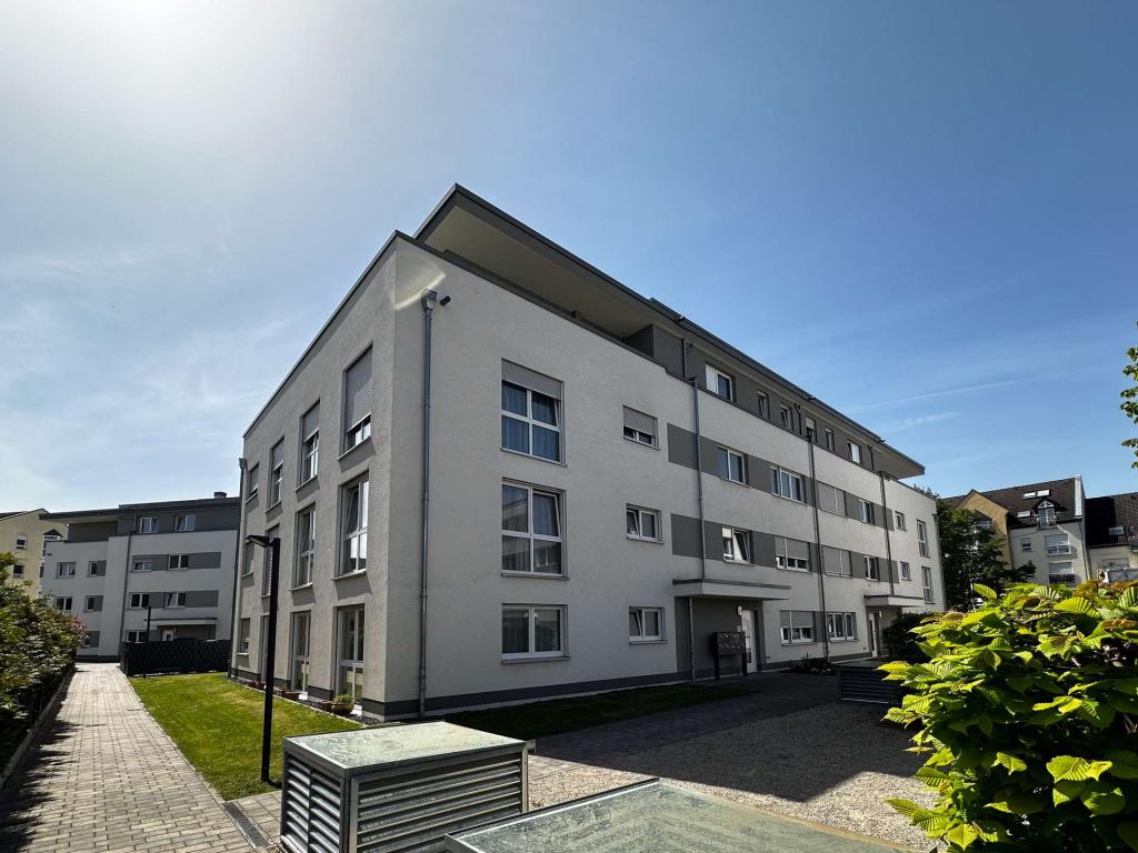 Ideal für Familien: 4-Zimmer Wohnung mit 160,38m² - Photo 1