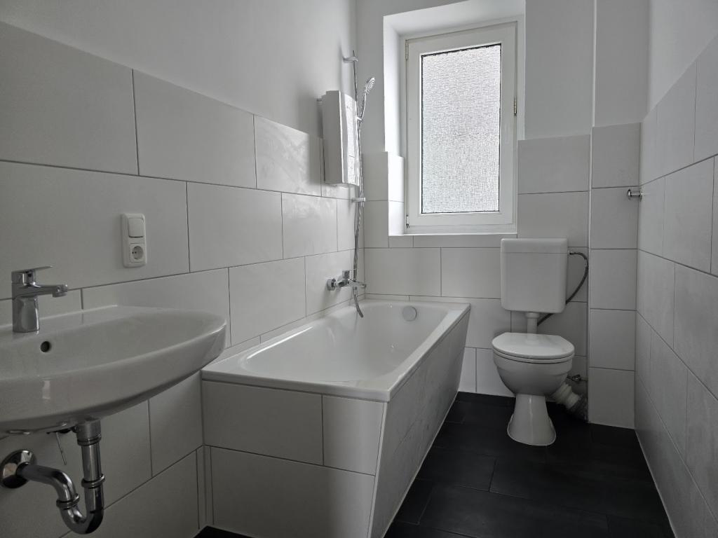 Großzügige 2,5-Zimmer-Wohnung mit ca. 76,13m² Wohnfläche - Photo 3