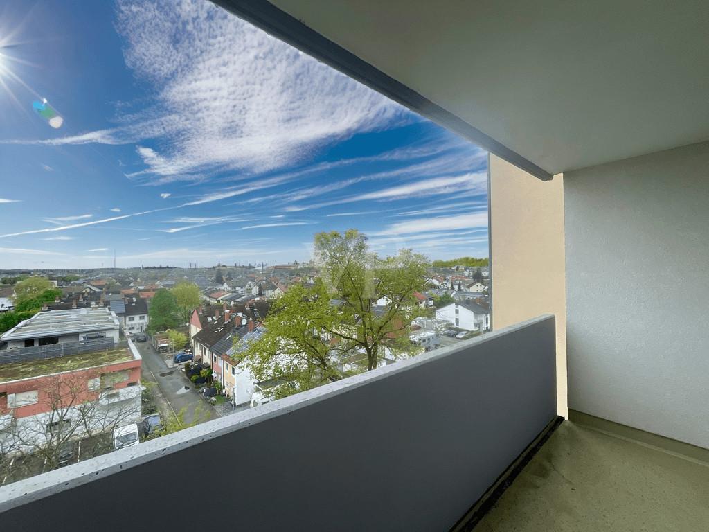 Gepflegte 1-Zimmer-Wohnung mit Aufzug, Balkon und Stellplatz - Foto 4