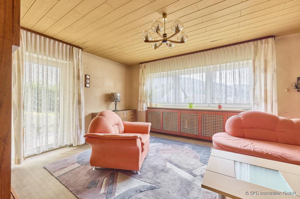 Das großzügige Wohnzimmer