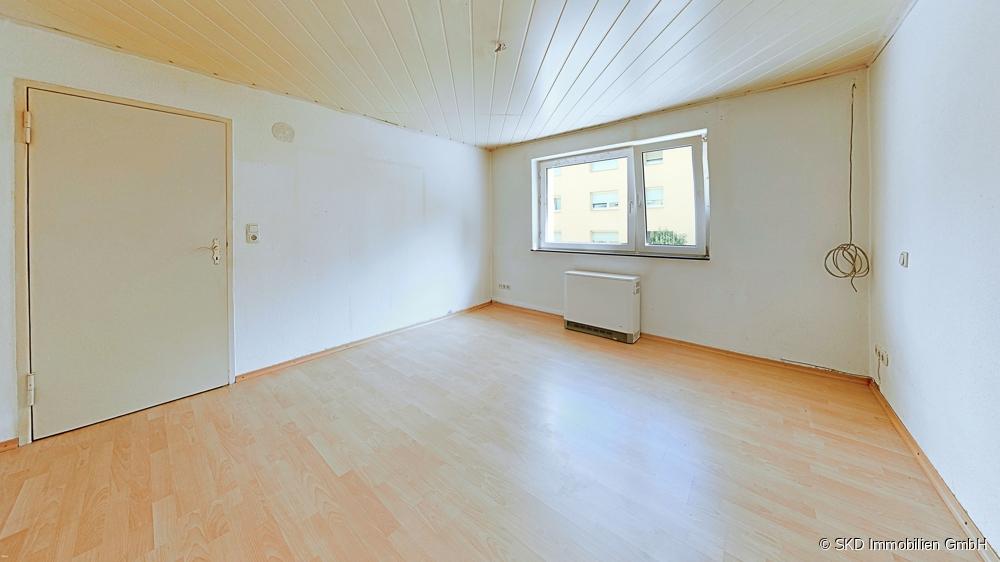 Das geräumige Schlafzimmer