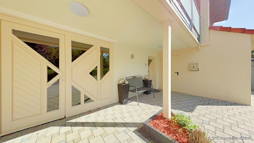 Hauszugang Haus 1 (linke Seite)