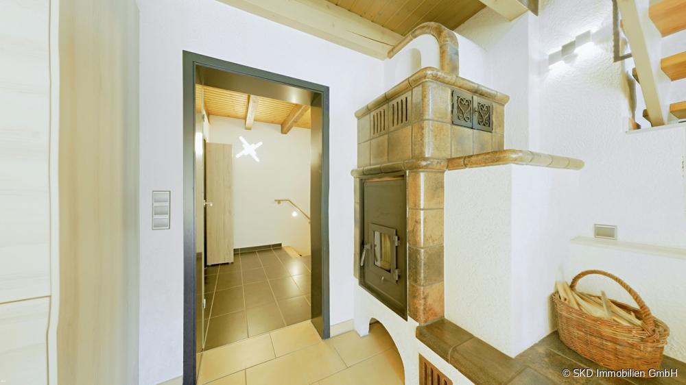 Küche mit Kachelofen für die kühleren Tage