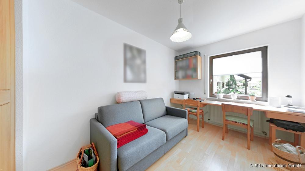 Blick ins Kinderzimmer / Büro