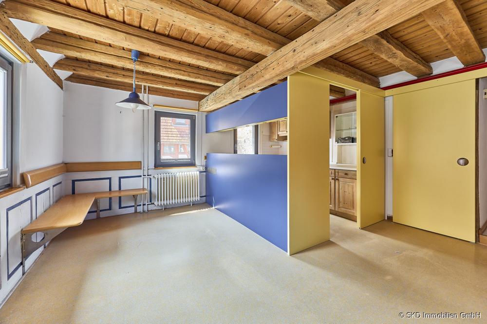Das Esszimmer mit angrenzender Küche