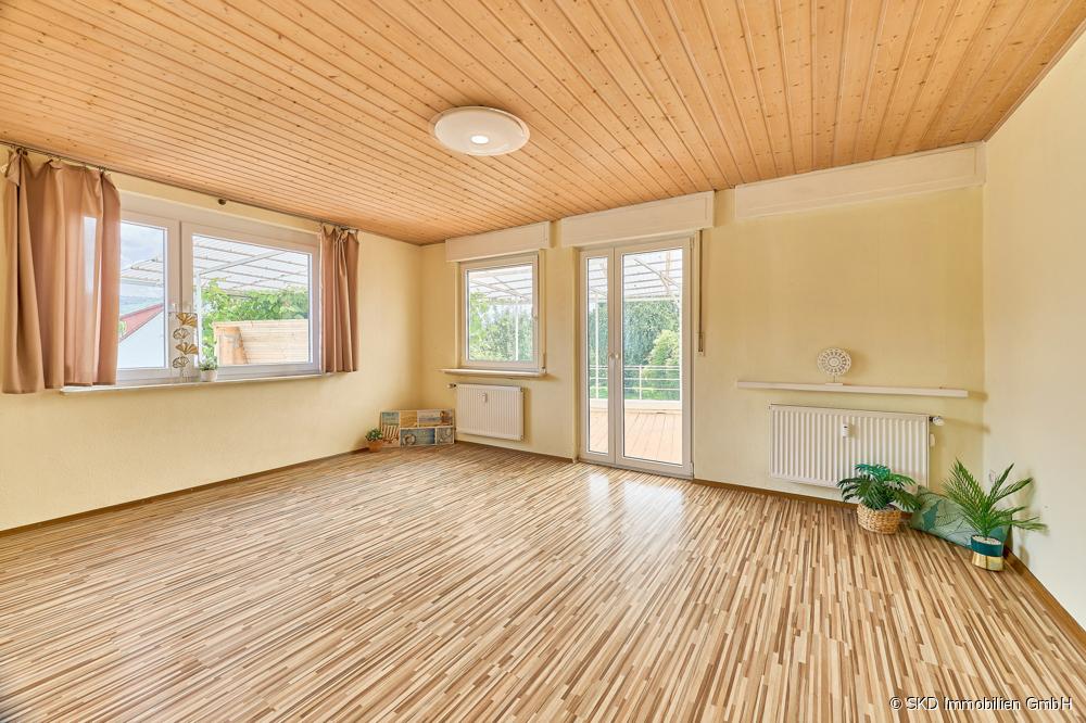 ... mit direktem Zugang zur Terrasse