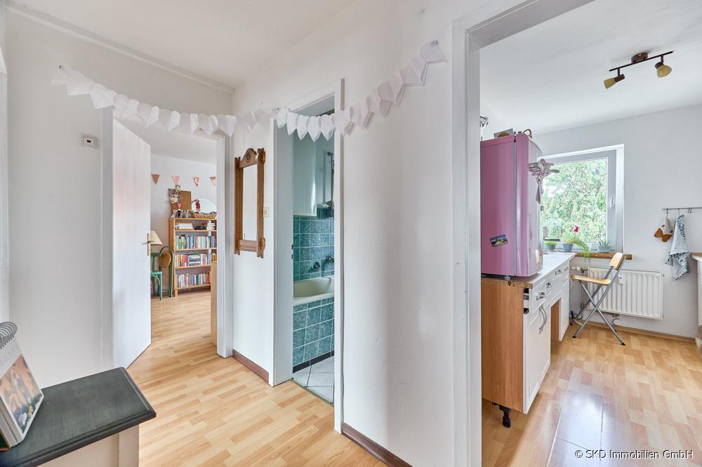 2. OG I Blick in die Wohnung  4