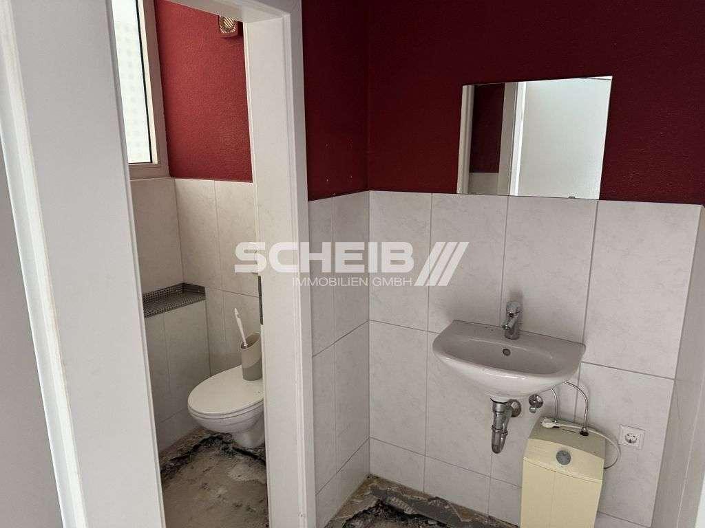 WC Damen