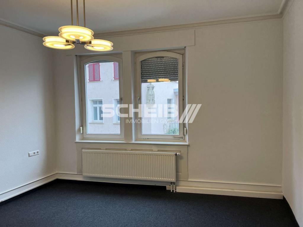 mit Teppichboden