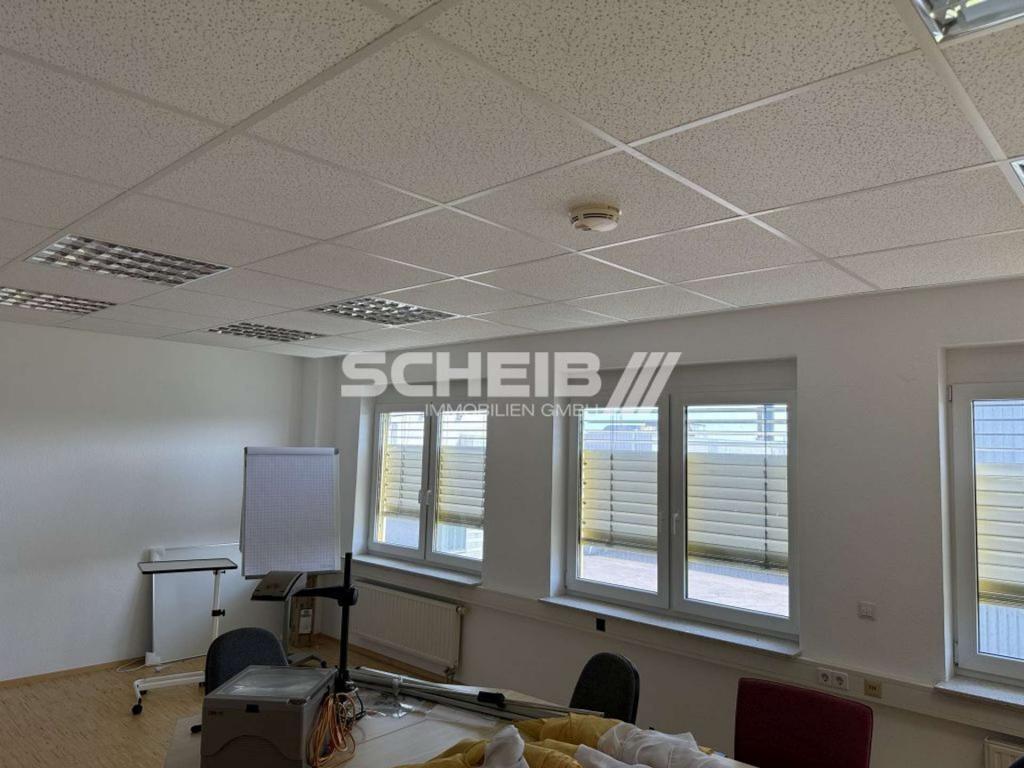 Büroräume im Erdgeschoss