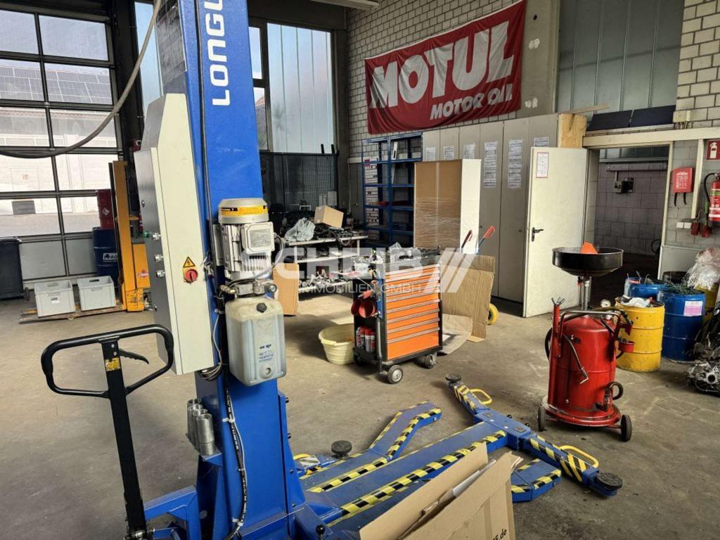 Werkstatt mit Betonboden
