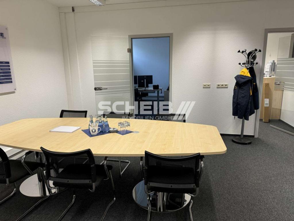 Platz für Besprechungen