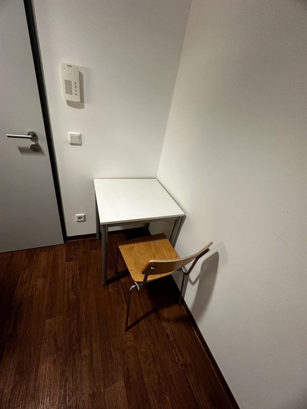 Esstisch