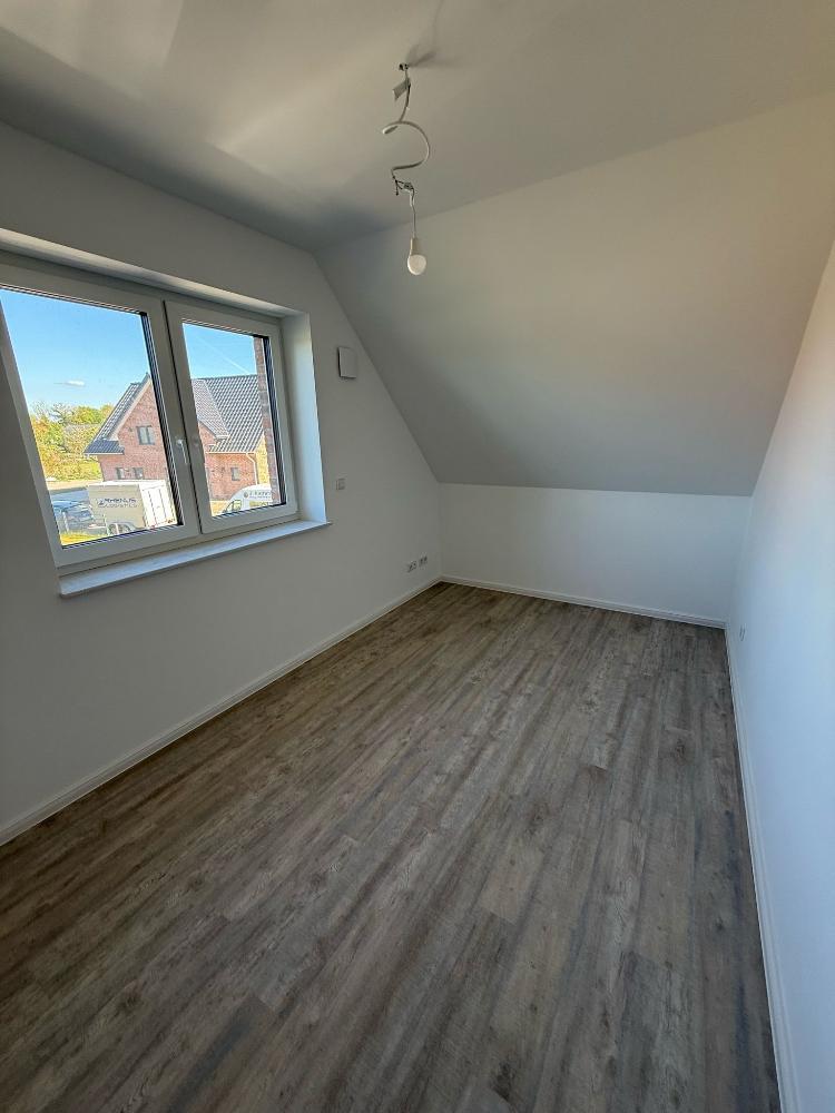 Neubau-Doppelhaushälfte mit Stil und Raum - Foto 4