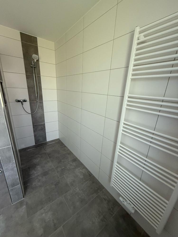 Neubau-Doppelhaushälfte mit Stil und Raum - Foto 5