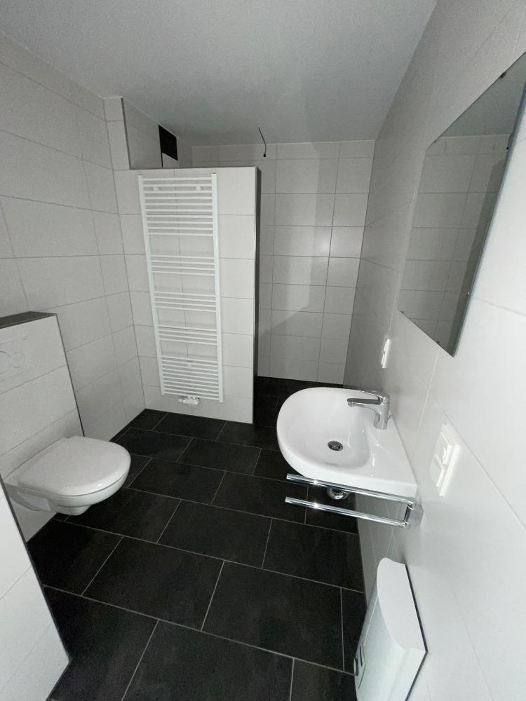 Altengerechte, neuwertige 2-Zimmer-Wohnung - Photo 3
