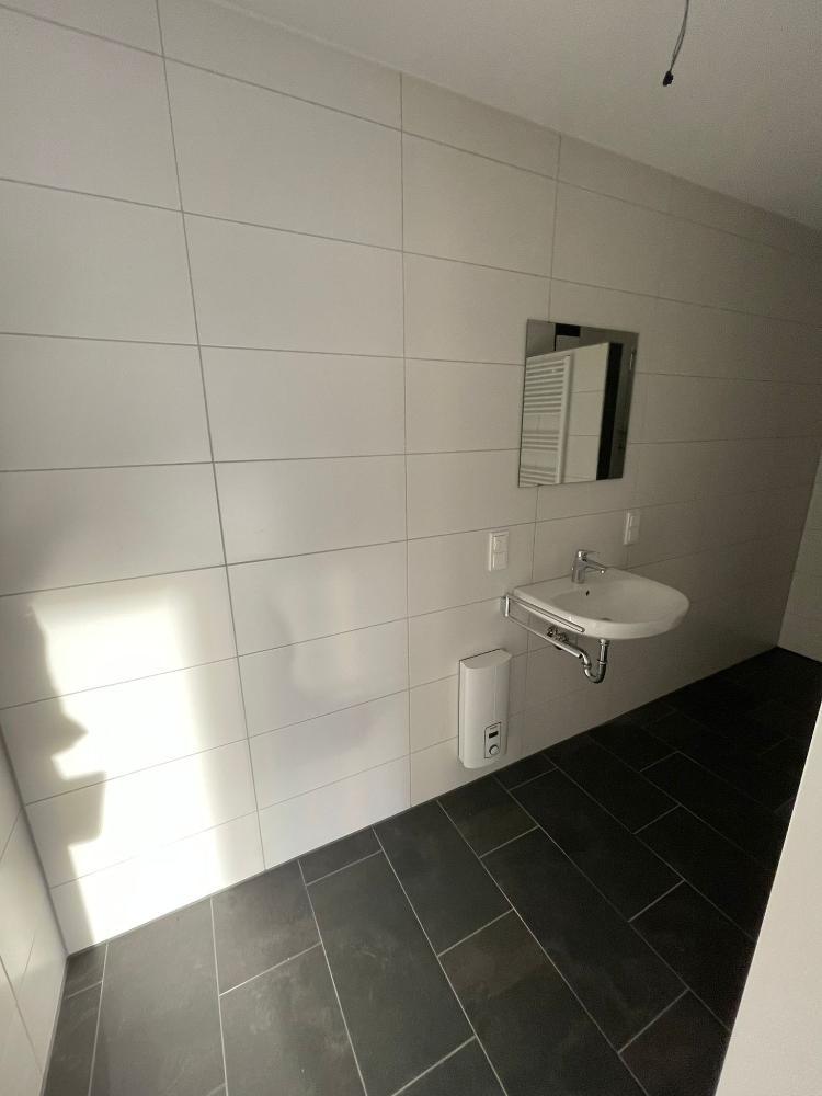 Altengerechte, neuwertige 2-Zimmer-Wohnung - Photo 4