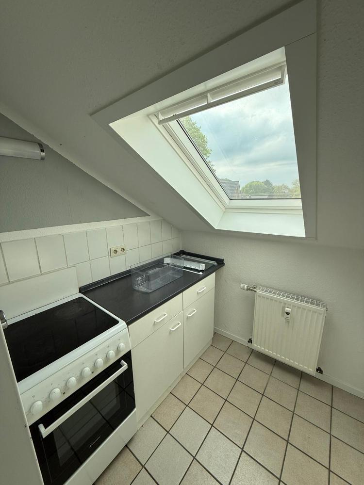Gemütliche 2-Zimmer-Dachgeschosswohnung - Photo 2