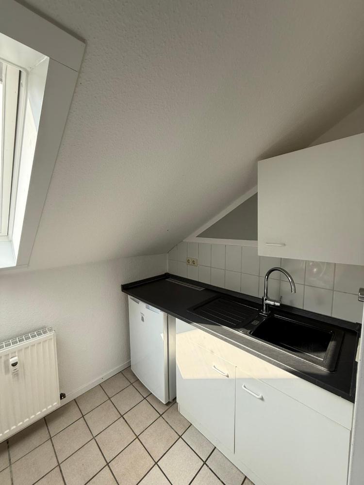 Gemütliche 2-Zimmer-Dachgeschosswohnung - Photo 1