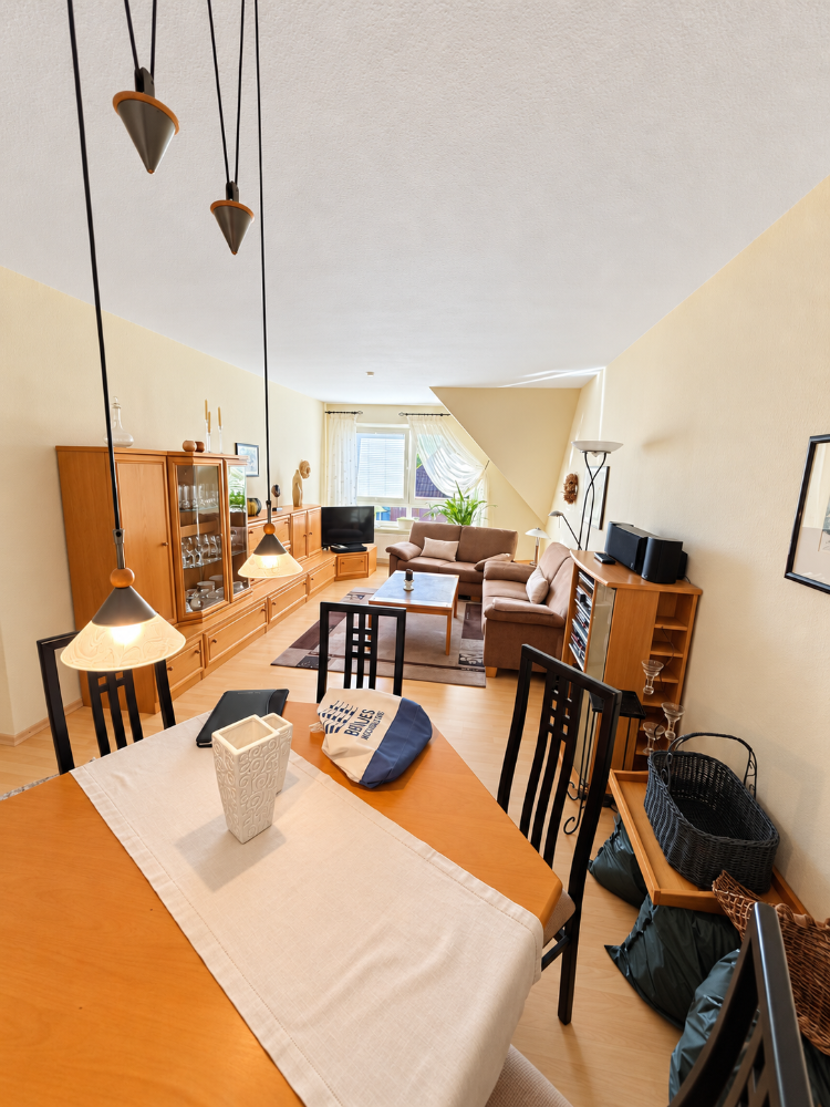 Großzügige 3-Zimmer-Wohnung mit Balkon & viel Stauraum in zentraler Lage von Loxstedt - Photo 4