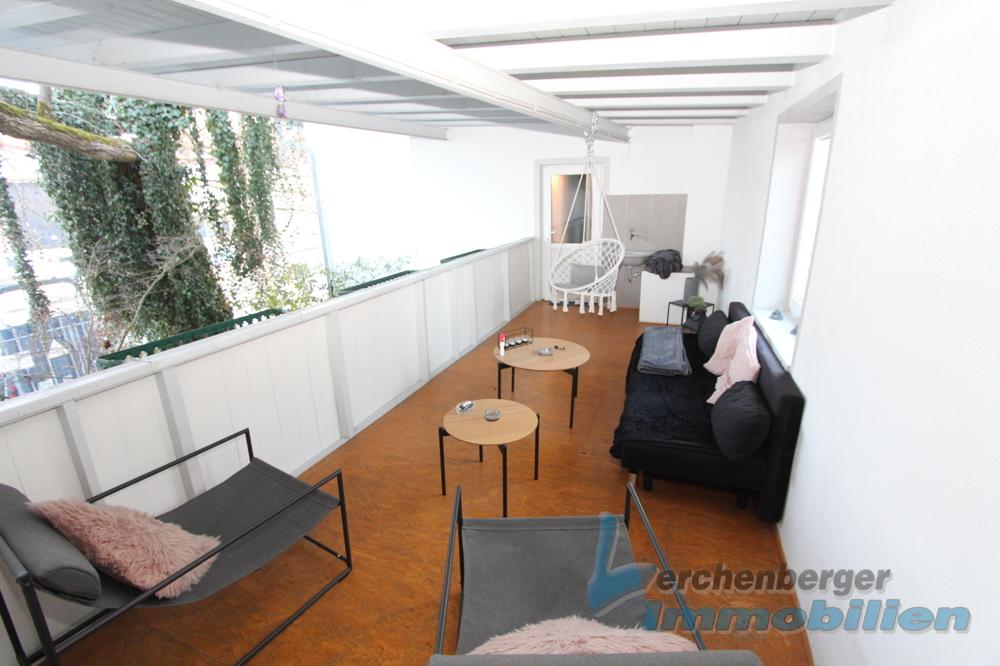 IMMOBILIEN LERCHENBERGER: Großzügig geschnittene 2,5 Zimmer Wohnung im Zentrum von Plattling - Foto 2