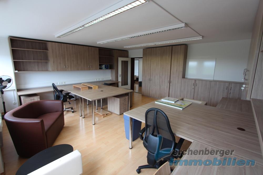 Großbüro