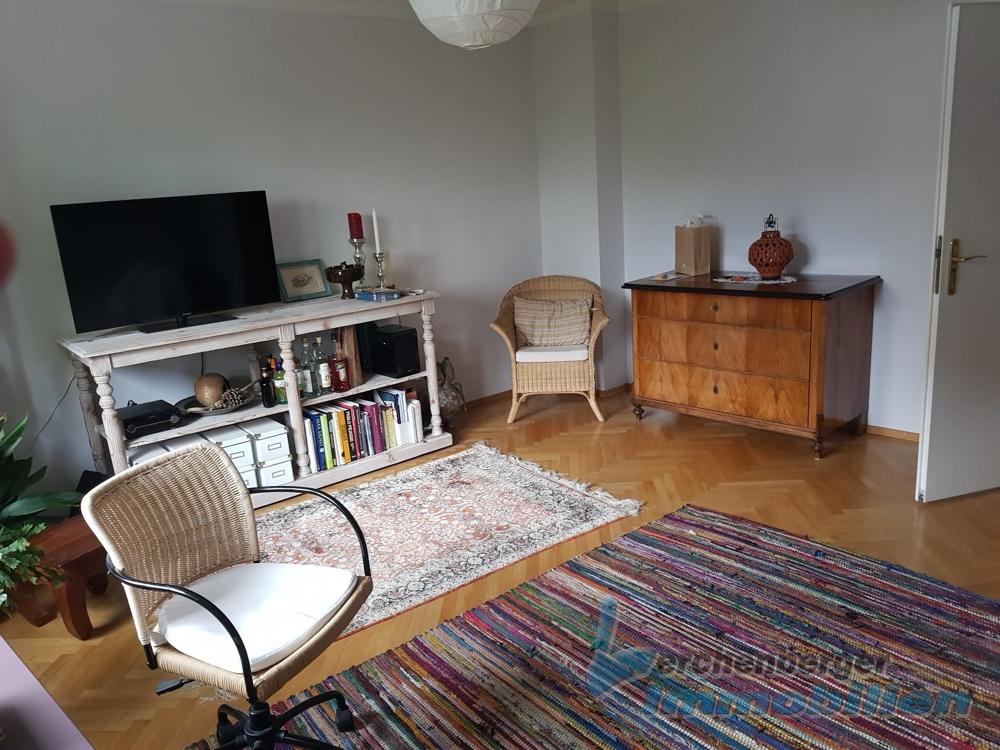 Wohnzimmer Wohnung 1 OG