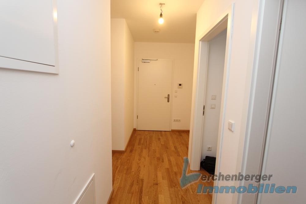Moderne 3-Zimmer-Wohnung mit Terrasse in Deggendorf - Foto 4