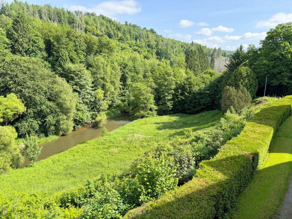 Blick auf dazugehörige Grünfläche