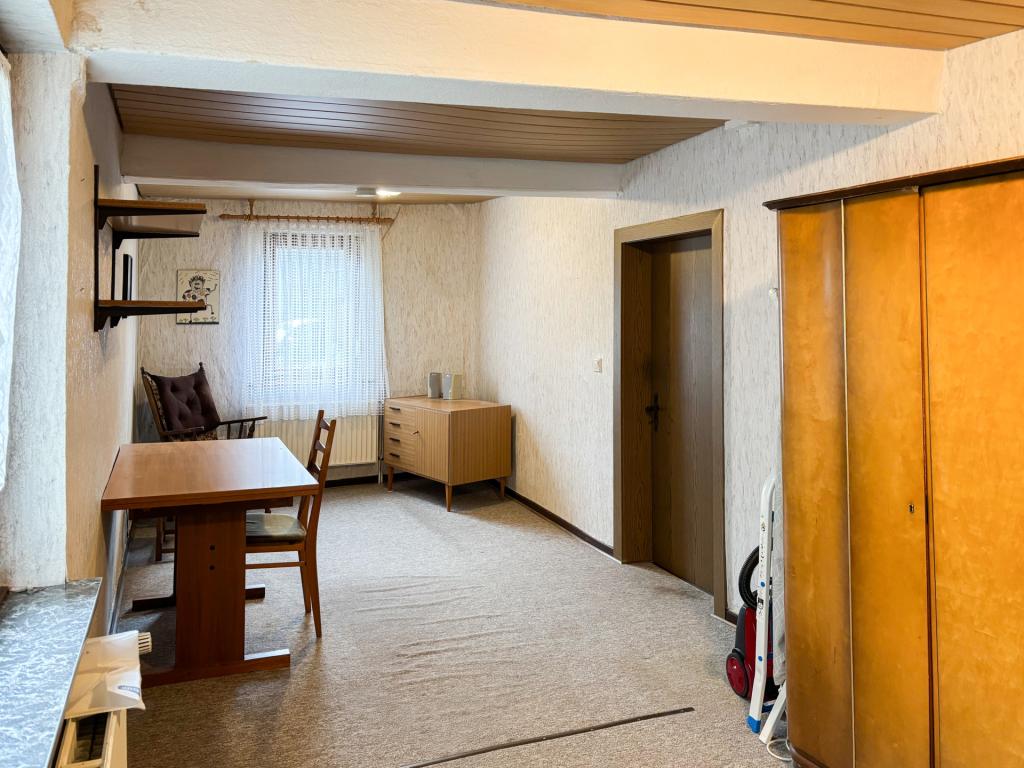 Durchgagszimmer EG