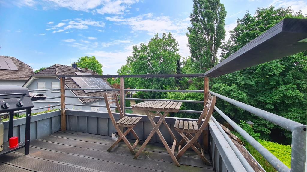 EH 4 - OG links - Balkon