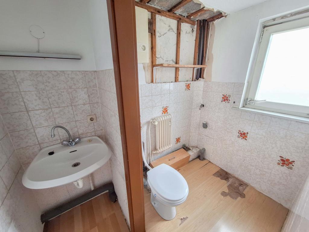 WC EG - Nebenhaus