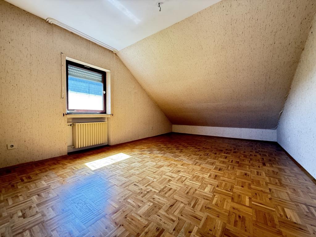 Schlafzimmer OG