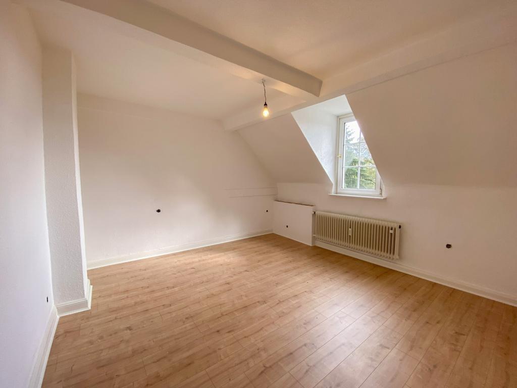 Wohnen zur Miete in einer Burg? 4-Zimmer Wohnung in der Burg Volperhausen! - Foto 4